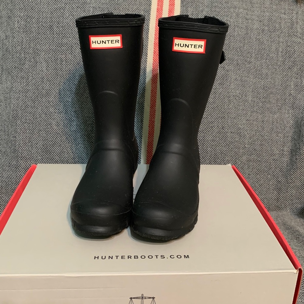 Short Black Matte Hunter Rain Boots!
